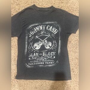 Johnny Cash T-shirt Size Medium‎